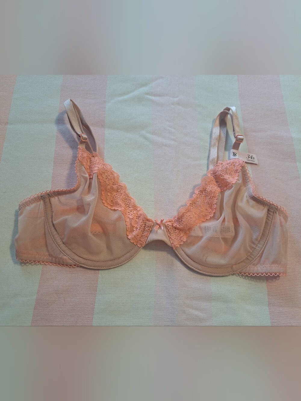 VS Unlined bra (34B) New